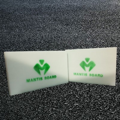 Kevyet Mantis Board Waterjet -leikkaustiilet